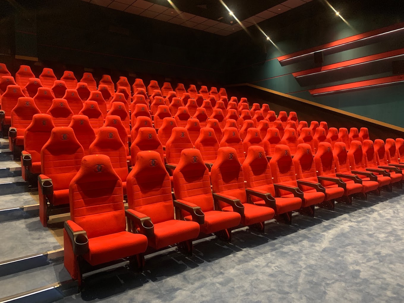 Experience Unmatched Entertainment at Al Shaab Cinema